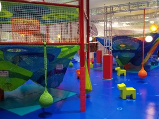 和歌山店キッズ専用エリアもあります☆